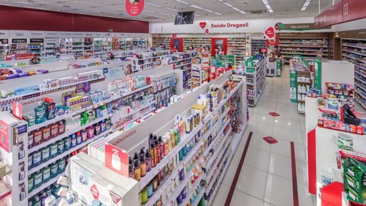 Raia e Drogasil têm feirão de emprego com 880 vagas na cidade de São Paulo