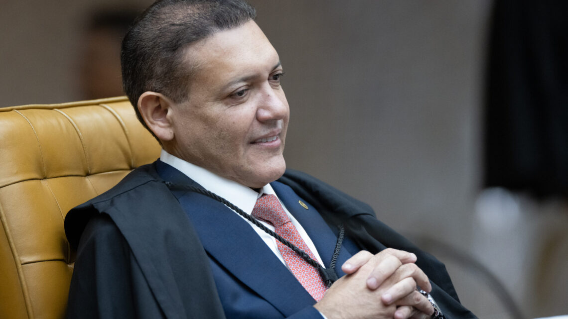 TSE consolida regras para 2026 com restrição severa ao uso de IA e novas diretrizes de financiamento