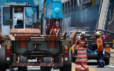 Redução da jornada pode elevar custos das empresas em até R$ 267 bilhões ao ano