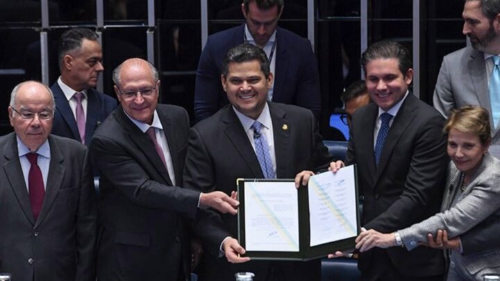 Congresso promulga Acordo Mercosul-União Europeia: veja principais pontos