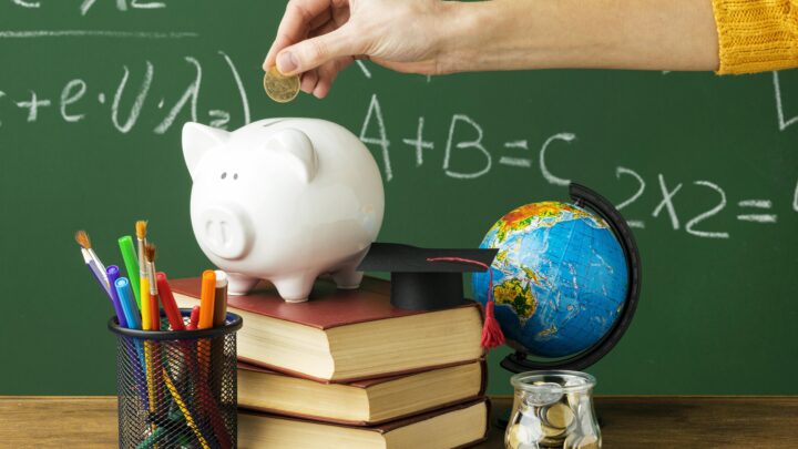 Educação financeira: como falar sobre dinheiro com crianças e adolescentes