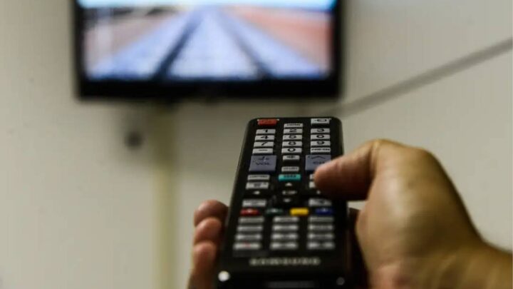 Brasil conclui desligamento da TV analógica e libera faixa para expansão do 4G