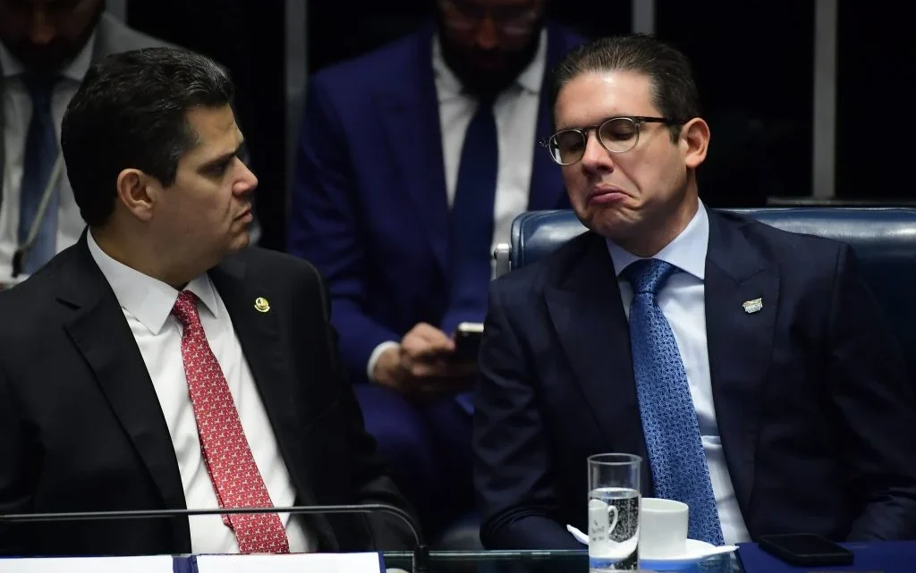 Congresso derruba veto de Lula a projeto que reduz penas de condenados pelo 8 de Janeiro