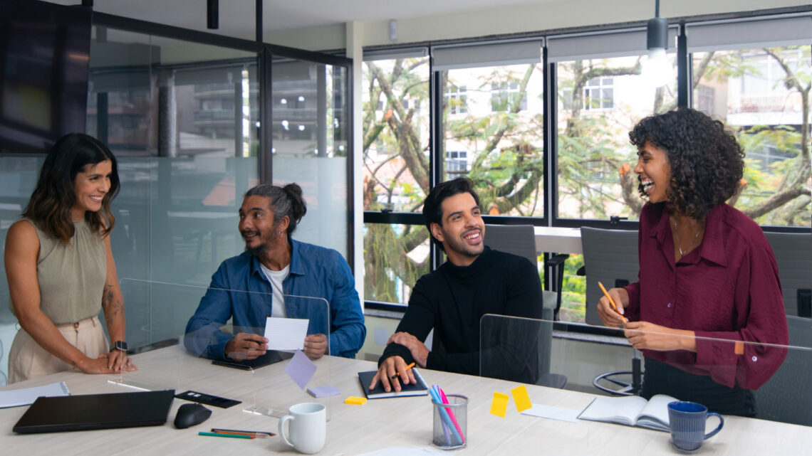 Empresas adotam flexibilidade como estratégia, diz estudo