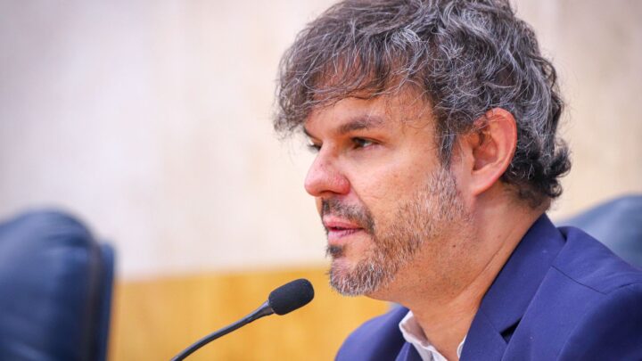 Vereador Adrilles Jorge registra boletim de ocorrência após ameaças de morte em redes sociais