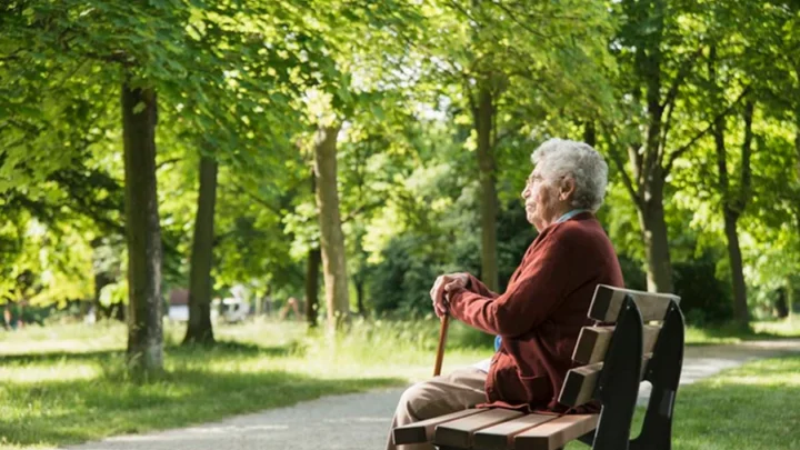 Solidão na terceira idade acende alerta: isolamento pode afetar a saúde tanto quanto doenças físicas
