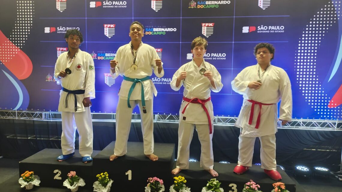 Equipe de karatê de Hortolândia conquista medalhas de ouro e prata no Campeonato Paulista