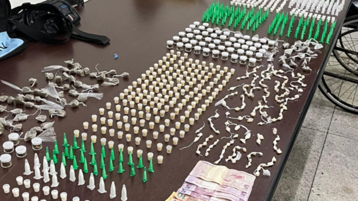 PM prende dois criminosos por tráfico e associação em Americana