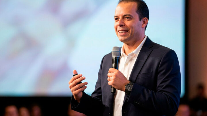 Oitavus cria sistema de vendas previsíveis para indústrias