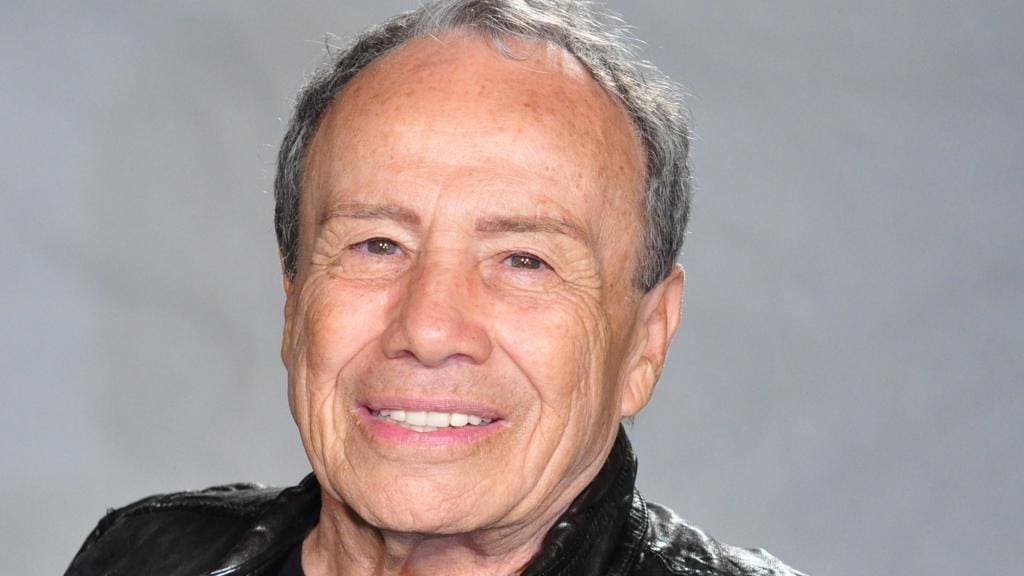 Stênio Garcia ajuíza ação de alimentos contra filhas e pleiteia posse de imóvel no Rio