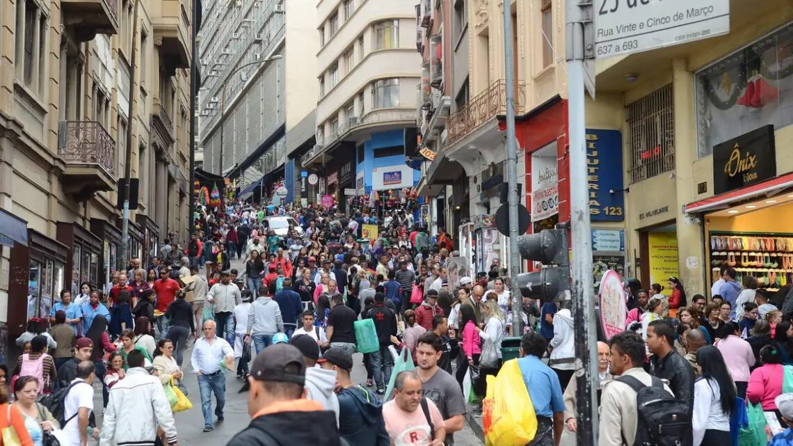 Pnad Contínua 2025: número de brasileiros com menos de 30 anos cai 10,4% desde 2012