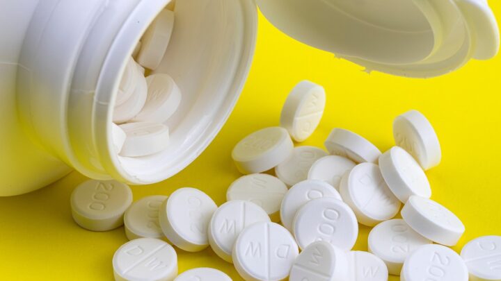 Logística farmacêutica amplia exigências regulatórias 2026