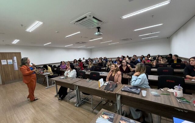 OMS aponta perda de 12 bilhões de dias de trabalho por ano por depressão e ansiedade em escala global