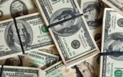 Dólar fecha última sessão aos R$ 4,91