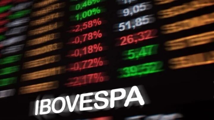 Ibovespa opera em alta e fecha mercado em 177.650 pontos
