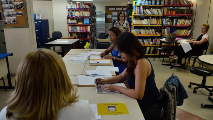 Pesquisa: 77% das mulheres já enfrentaram barreiras de gênero para crescer na carreira