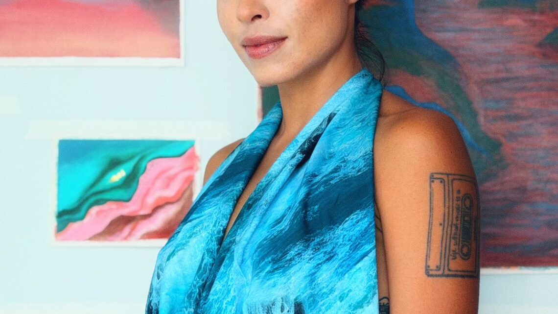 Artista brasiliense Isadora Maia inaugura mostra em Portugal