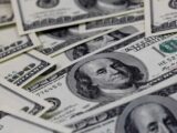 Dólar hoje: moeda fecha a R$ 5,21 em meio à cautela com eleições