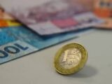 Mesmo com queda da Selic, juros seguem freando investimentos, diz CNI