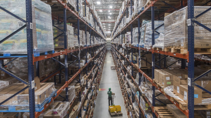 RD Saúde realiza mutirão de empregos com 230 vagas em logística em Itupeva