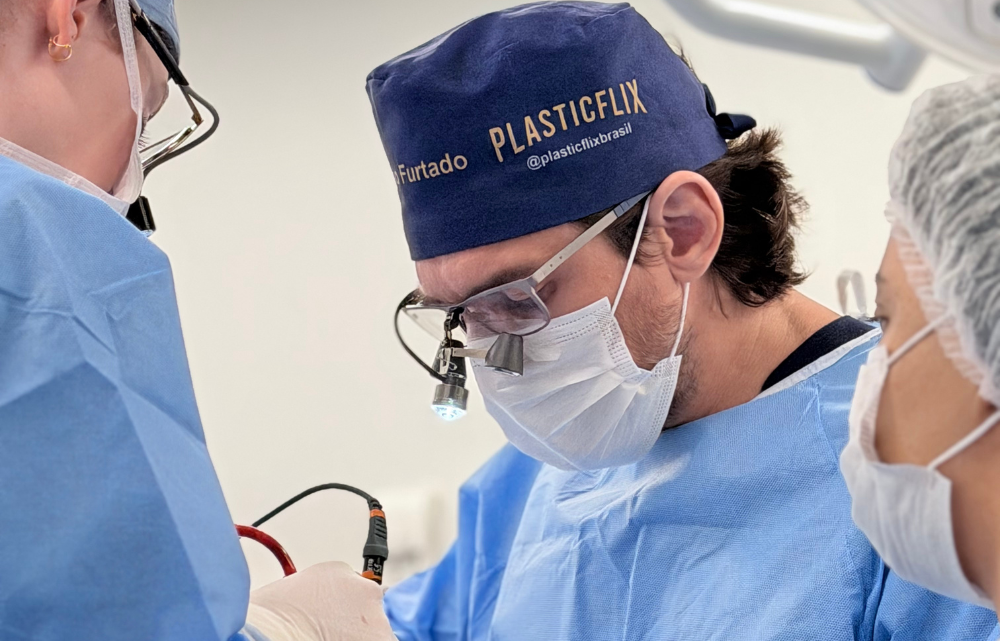 Rinoplastia individualizada valoriza características faciais