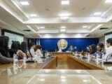 Mediação busca acordo; arbitragem termina em decisão: entenda a diferença