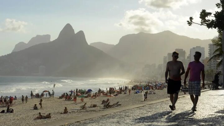 Pesquisa inédita do MTur vai mapear perfil de turistas em 50 municípios