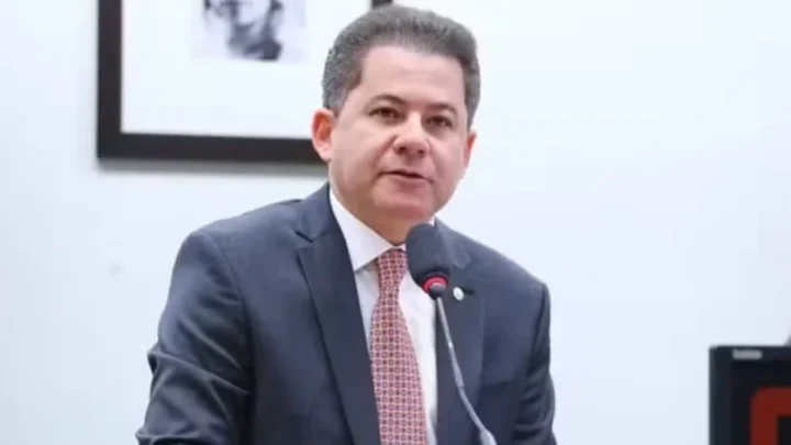 Operação Transparência: Polícia Federal realiza buscas contra deputado aliado de André Mendonça