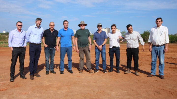 Prefeito Rafael Piovezan anuncia centro logístico com 103 mil metros quadrados e potencial de 1300 empregos em Santa Bárbara