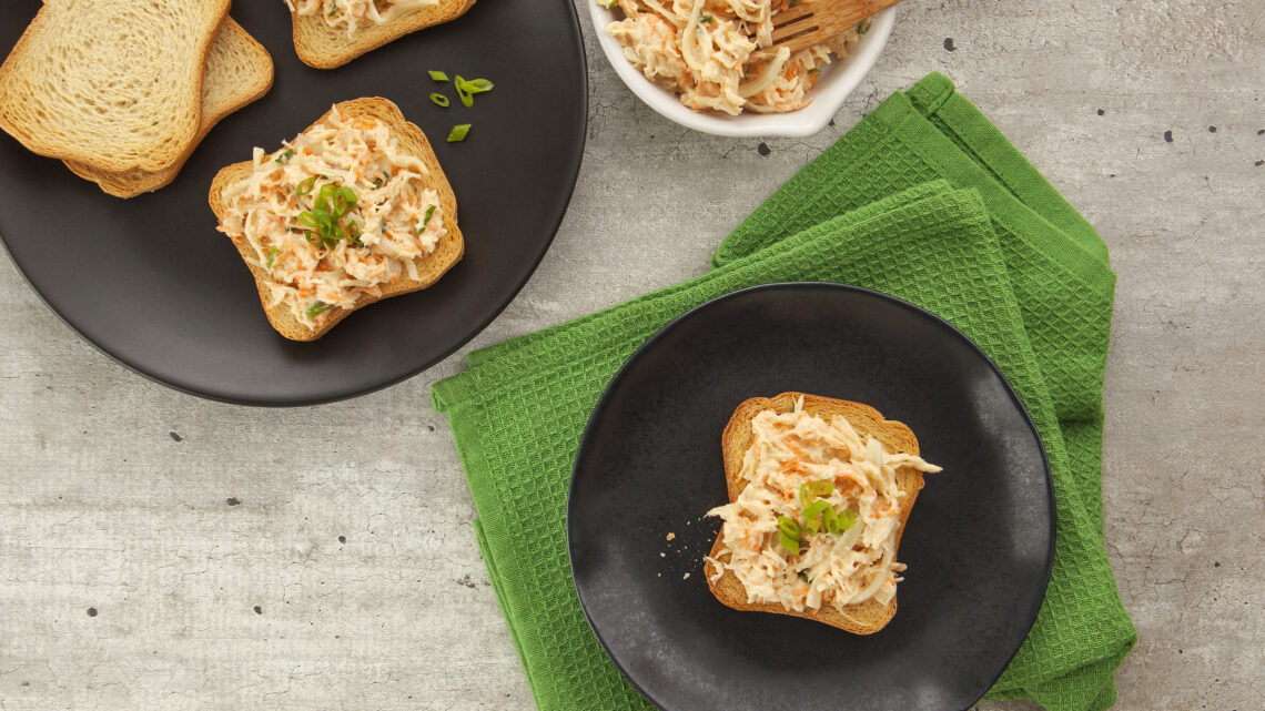 Torrada com Frango Picante: o lanche perfeito para o café da manhã ou a pausa do dia